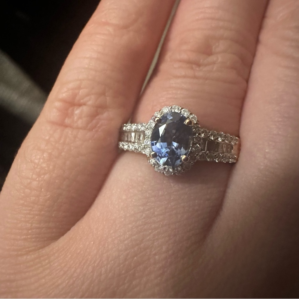 Luxoro 14K Yellow Gold AAA Ceylon Blue Sapphire and G-H I3 Diamond Ring 1.50 ctw - Picture 4 of 13